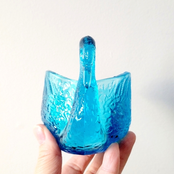 Blue glass Swan bowl, small items holder, organizer for small items - Picture 5 of 7